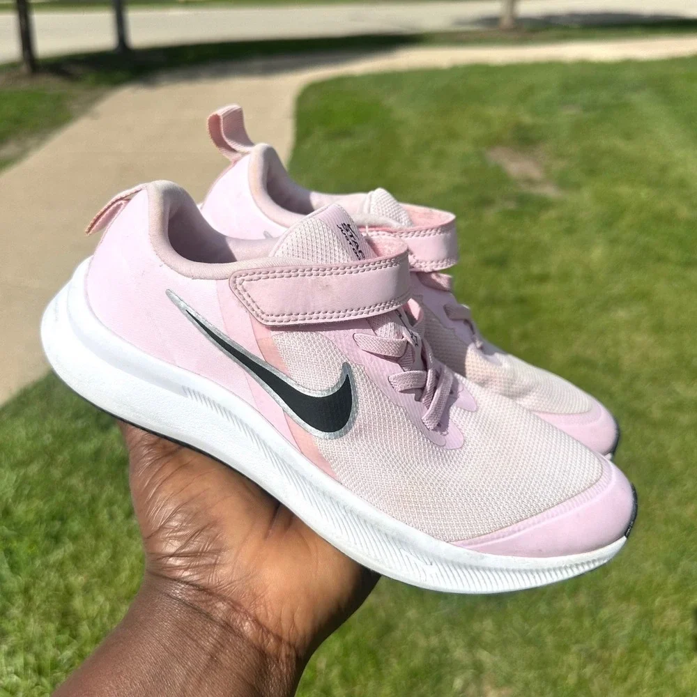 Nike Star Runner 3 Little Kids Shoes Size 2Y Pink Sneakers
